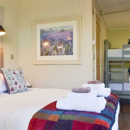 Holiday home Curlew *